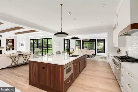 Kitchen - 1446 Cola Dr, Mclean, VA 22101 photo 4 of 5
