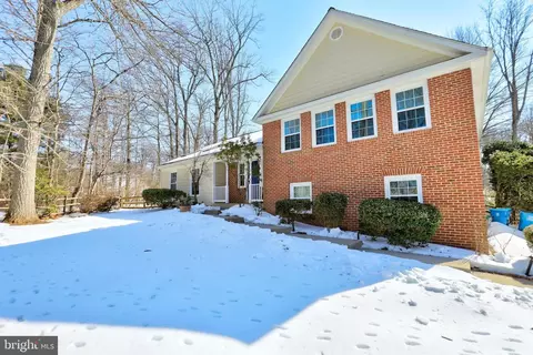 3203 Cinch Ring Ct, Oakton, VA 22124