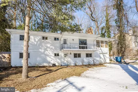 Exterior - 7213 Calamo St, Springfield, VA 22150 photo 3 of 11