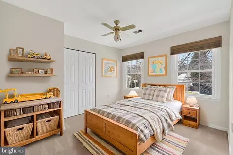 Bedroom - 8836 Shadowlake Way, Springfield, VA 22153 photo 3 of 13