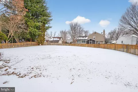 Exterior - 8836 Shadowlake Way, Springfield, VA 22153 photo 11 of 14