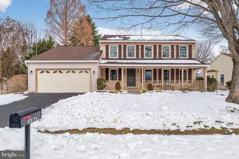 Exterior - 8836 Shadowlake Way, Springfield, VA 22153 photo 6 of 14