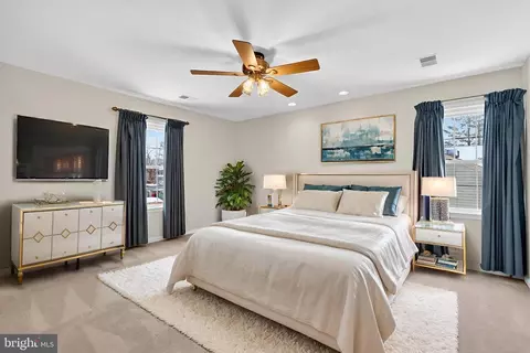 Bedroom - 8836 Shadowlake Way, Springfield, VA 22153 photo 1 of 13