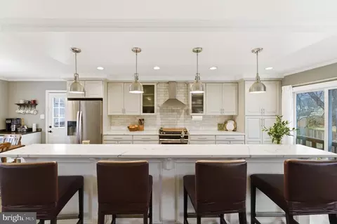 Kitchen - 6124 Crozet Ct, Springfield, VA 22150 photo 1 of 8