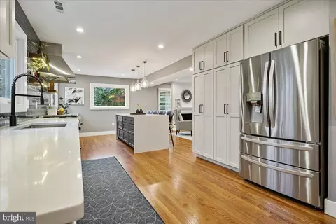 Kitchen - 2111 Lirio Ct, Reston, VA 20191 photo 2 of 3