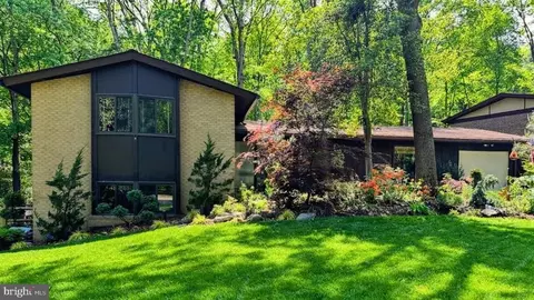 3213 Wessynton Way, Alexandria, VA 22309