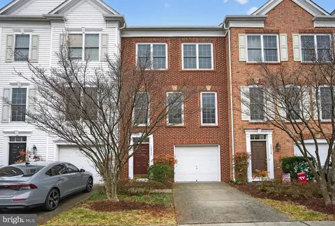 13717 Maple Sugar Ln, Herndon, VA 20171