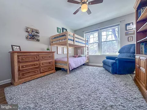 2158 Golf Course Dr, Reston, VA 20191 photo 18