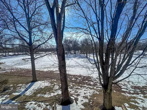 2158 Golf Course Dr, Reston, VA 20191 photo 35