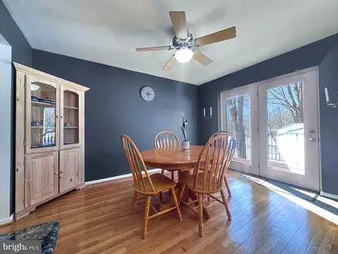 2158 Golf Course Dr, Reston, VA 20191 photo 11