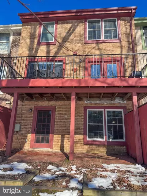 2158 Golf Course Dr, Reston, VA 20191 photo 29
