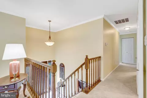 Entry Way - 7604 Bertito Ln, Springfield, VA 22153 photo 4 of 6