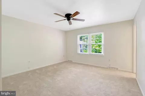 Bedroom - 7604 Bertito Ln, Springfield, VA 22153 photo 3 of 6