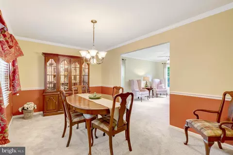 Dining - 7604 Bertito Ln, Springfield, VA 22153 photo 3 of 3