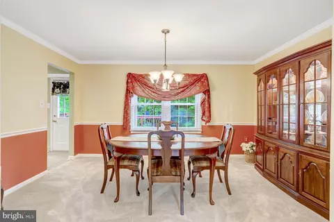 Dining - 7604 Bertito Ln, Springfield, VA 22153 photo 1 of 3