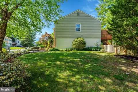Exterior - 7604 Bertito Ln, Springfield, VA 22153 photo 5 of 16