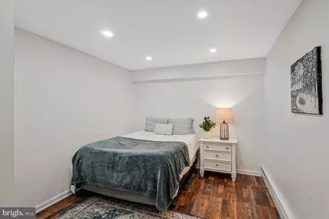 Bedroom - 1400 Gower Ct, Mclean, VA 22102 photo 6 of 7