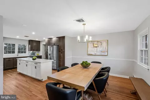 Dining - 1400 Gower Ct, Mclean, VA 22102 photo 2 of 2