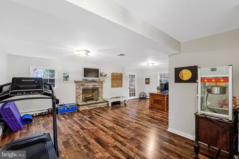 Other - 1400 Gower Ct, Mclean, VA 22102 photo 3 of 23