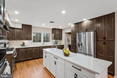 Kitchen - 1400 Gower Ct, Mclean, VA 22102 photo 3 of 4