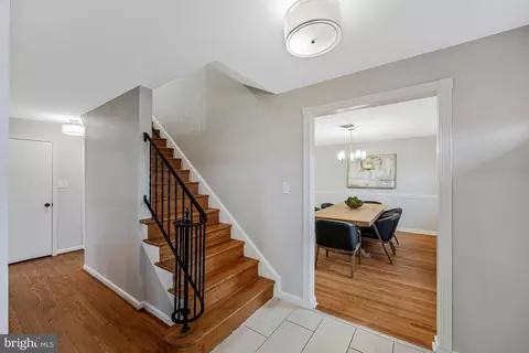 Entry Way - 1400 Gower Ct, Mclean, VA 22102 photo 1 of 5