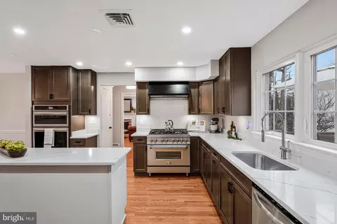 Kitchen - 1400 Gower Ct, Mclean, VA 22102 photo 2 of 4