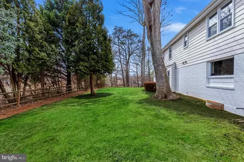 Exterior - 1331 Deep Run Ln, Reston, VA 20190 photo 2 of 4