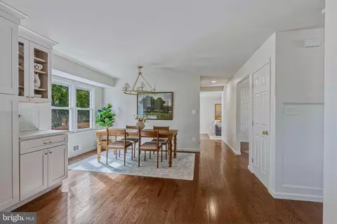 Entry Way - 1331 Deep Run Ln, Reston, VA 20190 photo 2 of 4