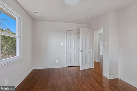 Bedroom - 1331 Deep Run Ln, Reston, VA 20190 photo 6 of 6
