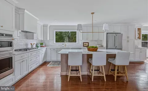 Kitchen - 1331 Deep Run Ln, Reston, VA 20190 photo 1 of 5