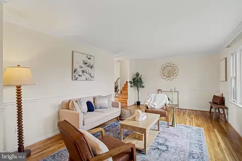 Living - 6607 Grey Fox Dr, Springfield, VA 22152 photo 1 of 3