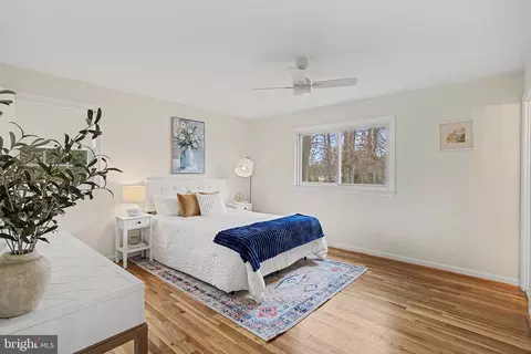 Bedroom - 6607 Grey Fox Dr, Springfield, VA 22152 photo 1 of 6
