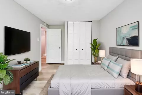 Bedroom - 8108 Steeple Chase Ct, Springfield, VA 22153 photo 4 of 4