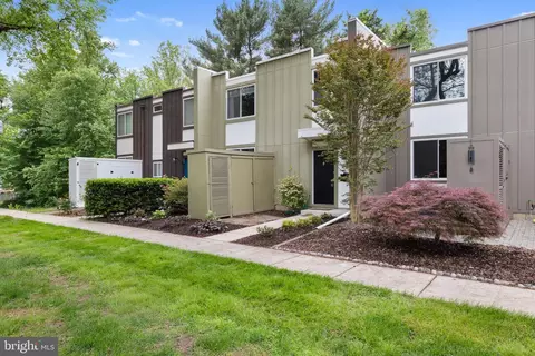 Exterior - 11172 Forest Edge Dr, Reston, VA 20190 photo 2 of 9