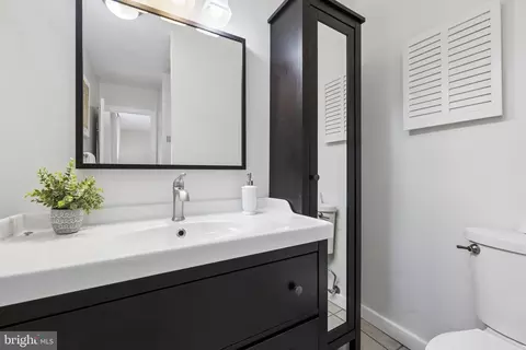 Bath - 11172 Forest Edge Dr, Reston, VA 20190 photo 1 of 3