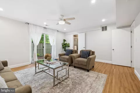 Living - 11172 Forest Edge Dr, Reston, VA 20190 photo 6 of 6