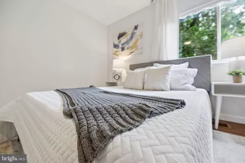 Bedroom - 11172 Forest Edge Dr, Reston, VA 20190 photo 3 of 7