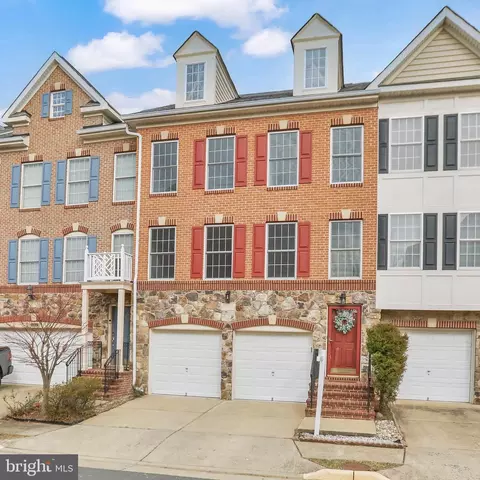4565 Gossamer Way, Fairfax, VA 22033