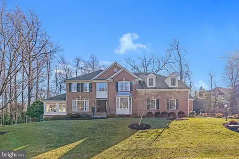 3303 Lauren Oaks Ct, Oak Hill, VA 20171