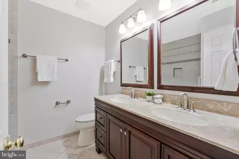 Bath - 1025 Broad Branch Ct, Mclean, VA 22101 photo 5 of 8