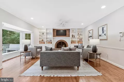Living - 1025 Broad Branch Ct, Mclean, VA 22101 photo 1 of 4