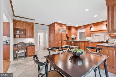 Kitchen - 1025 Broad Branch Ct, Mclean, VA 22101 photo 5 of 5