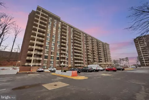 1808 Old Meadow Rd #1201, Mclean, VA 22102 photo 36