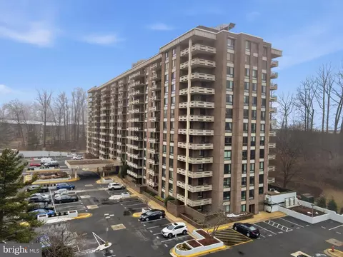 1808 Old Meadow Rd #1201, Mclean, VA 22102 photo 35