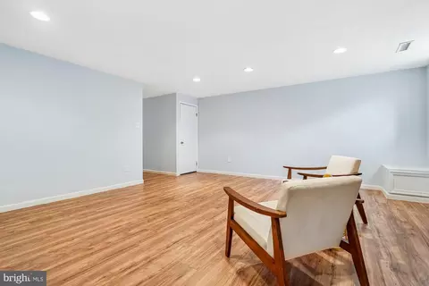 Living - 8826 Surveyors Pl, Springfield, VA 22152 photo 5 of 5