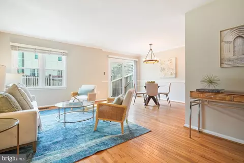 Living - 8826 Surveyors Pl, Springfield, VA 22152 photo 2 of 5