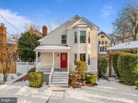 6909 Chelsea Rd, Mclean, VA 22101