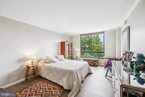 Bedroom - 1808 Old Meadow Rd #906, Mclean, VA 22102 photo 1 of 3