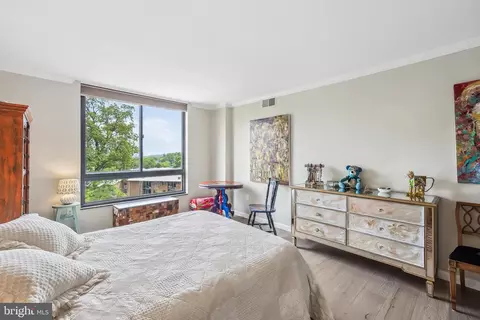 Bedroom - 1808 Old Meadow Rd #906, Mclean, VA 22102 photo 2 of 3