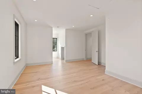 Bedroom - 1223 Somerset Dr, Mclean, VA 22101 photo 3 of 11